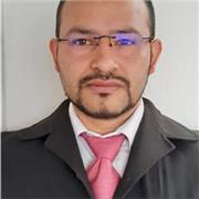 Persona con un alto grado de responsabilidad que quiere enseñar filosofía